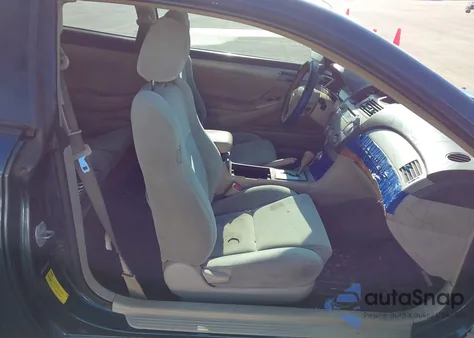 2004 Toyota Camry Solara Se z USA, uszkodzony, nr VIN 4T1CE38P54U831120